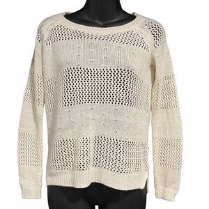 SO White Snowy Winter Sweater Women’s XS